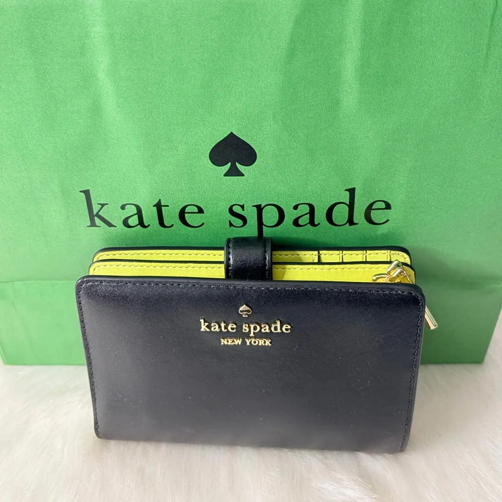 NWT Kate Spade Wallet - Picture 1 of 7